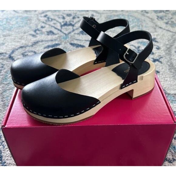 New $248 Womens 8 Covered Swedish Hasbeens Matte Black Clogs Mules Low 2” Heel - Picture 5 of 13